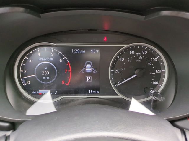 New 2025 Nissan Versa SR w/ Trunk Package image 24