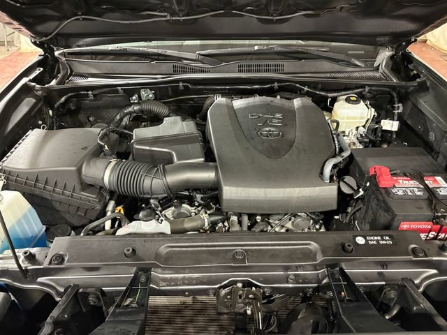 Certified 2019 Toyota Tacoma TRD Off-Road image 8