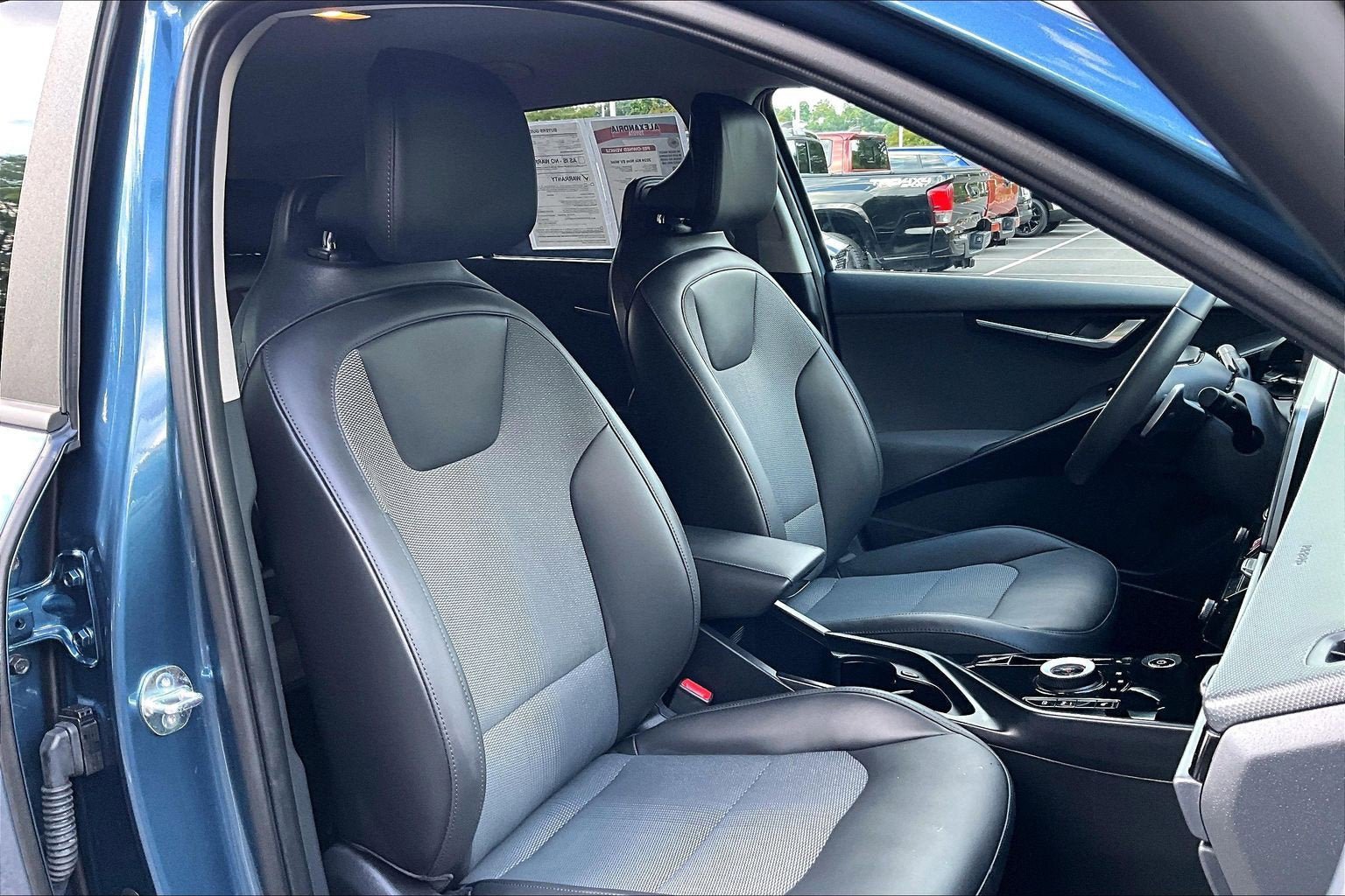 Used 2024 Kia Niro Wind FWD image 7