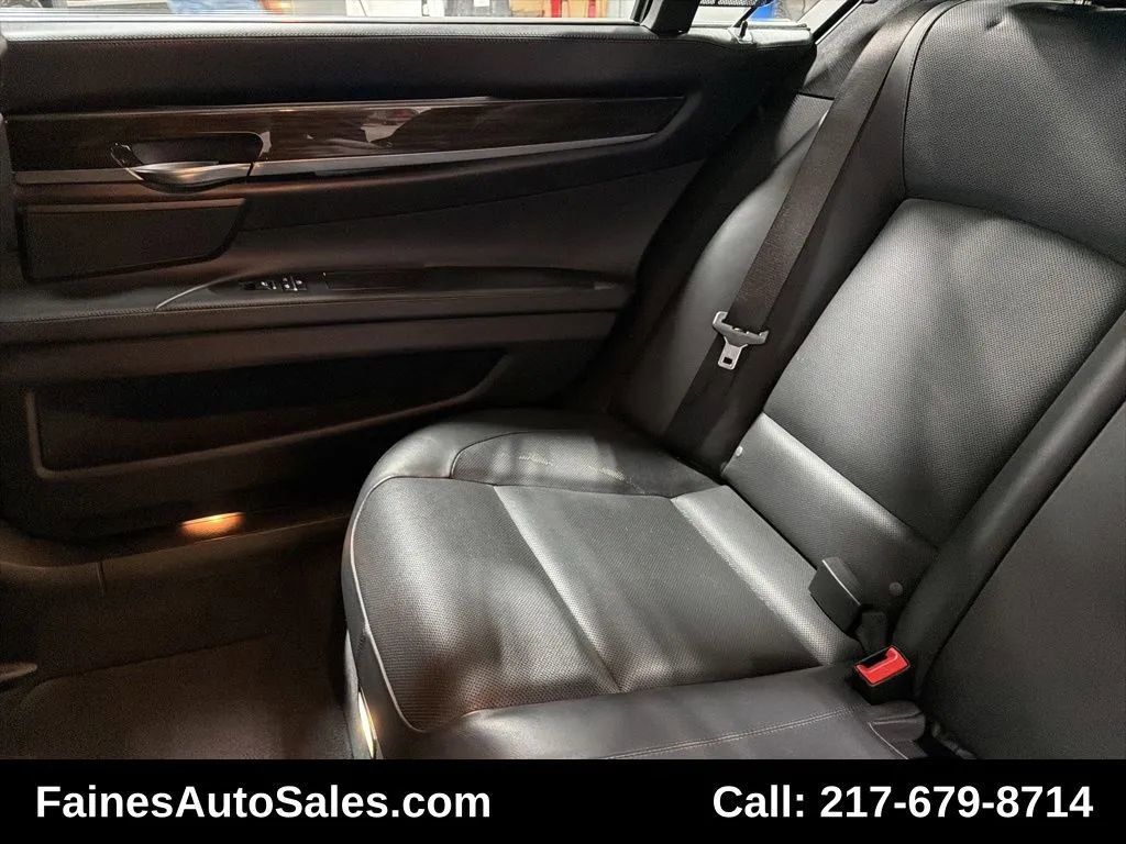 Used 2015 BMW 750Li xDrive 750Li xDrive Sedan 4D image 44