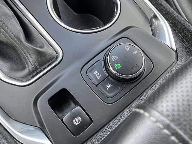 Used 2021 Chevrolet Traverse High Country image 34