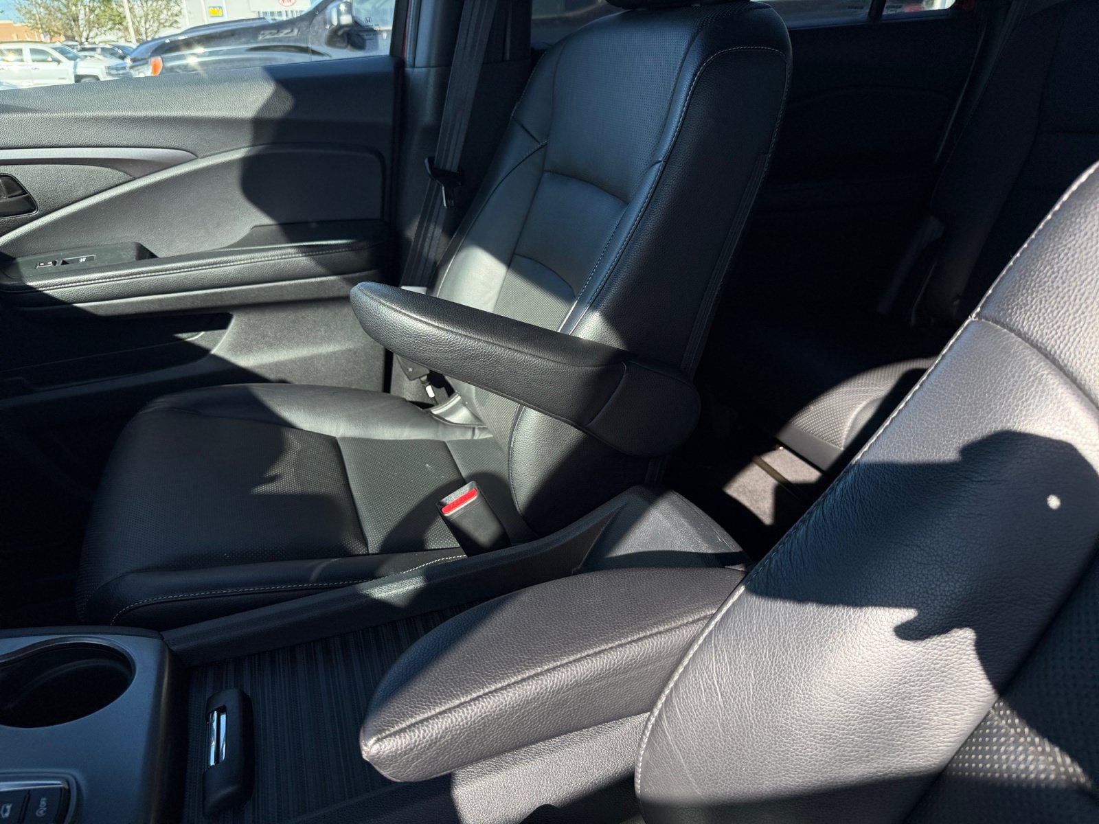 Used 2023 Honda Passport EX-L image 14