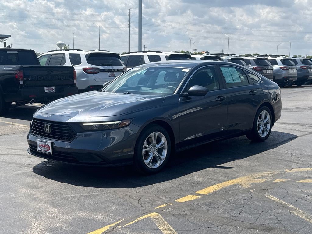 Certified 2023 Honda Accord LX image 7