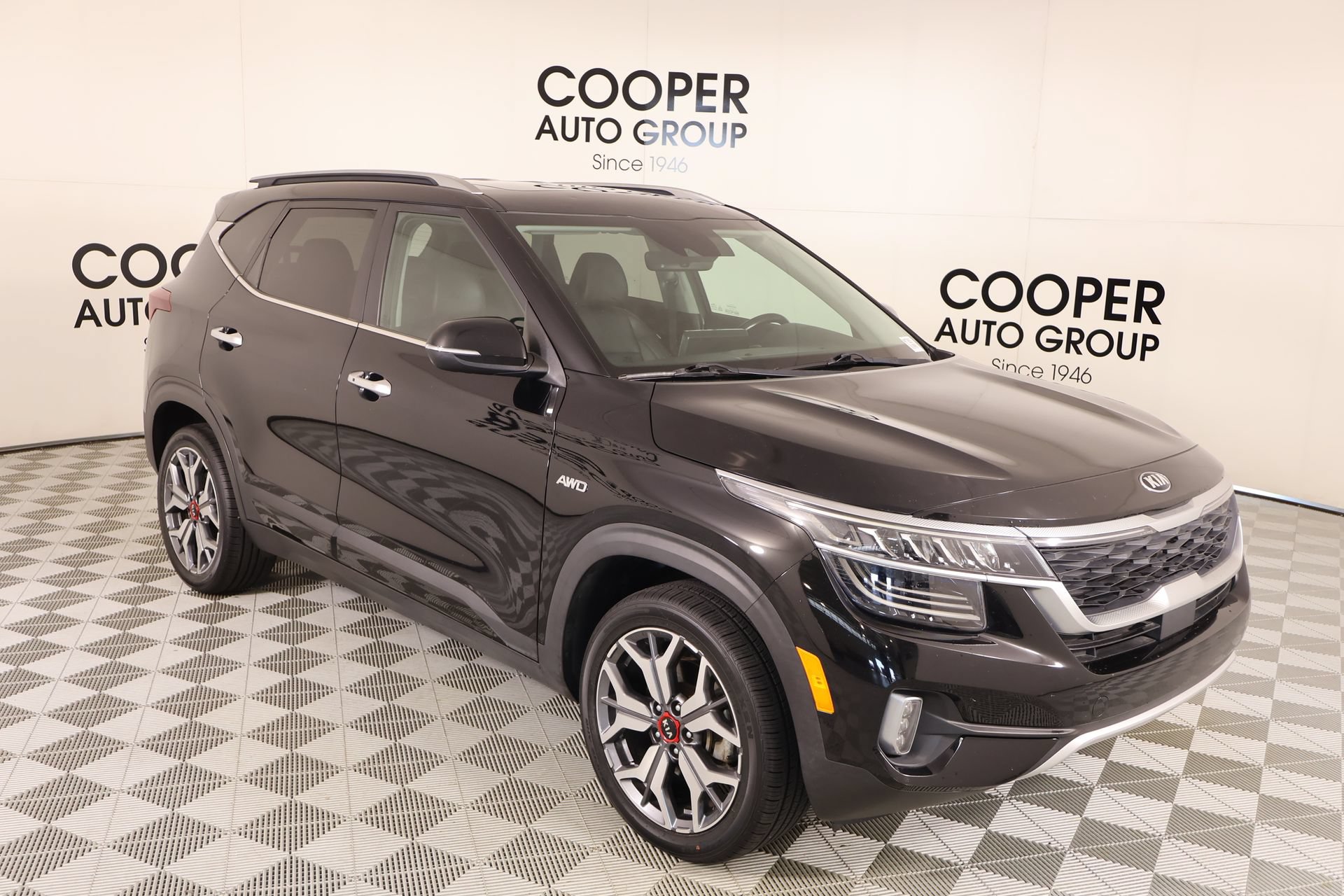 Used 2021 Kia Seltos SX w/ SX Sunroof Package