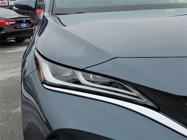 Used 2021 Toyota Venza Limited w/ Advanced Technology Package image 9