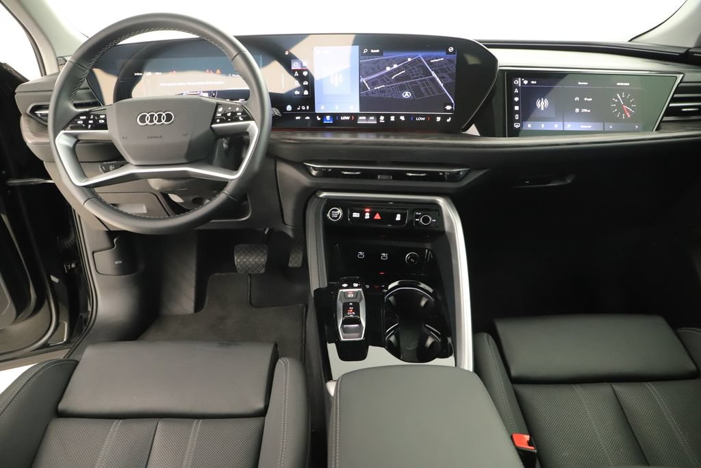 Certified 2025 Audi Q5 Prestige AWD/4WD image 18