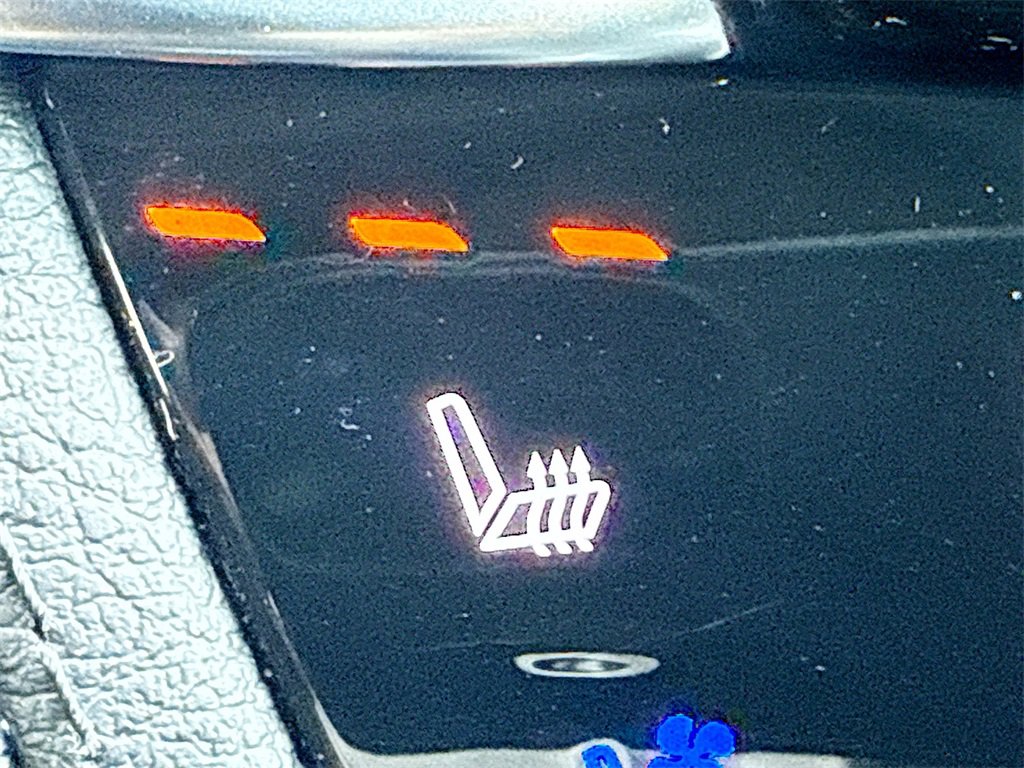 Used 2021 Cadillac XT6 Premium Luxury image 21