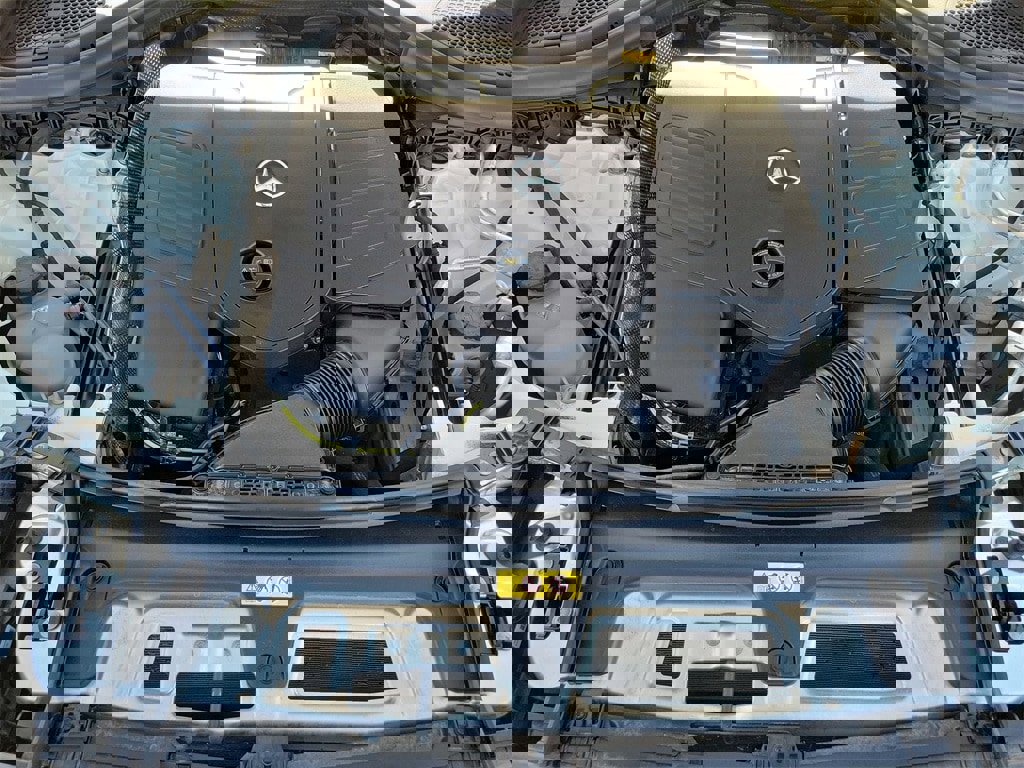 Used 2025 Mercedes-Benz GLC 300 4MATIC image 10