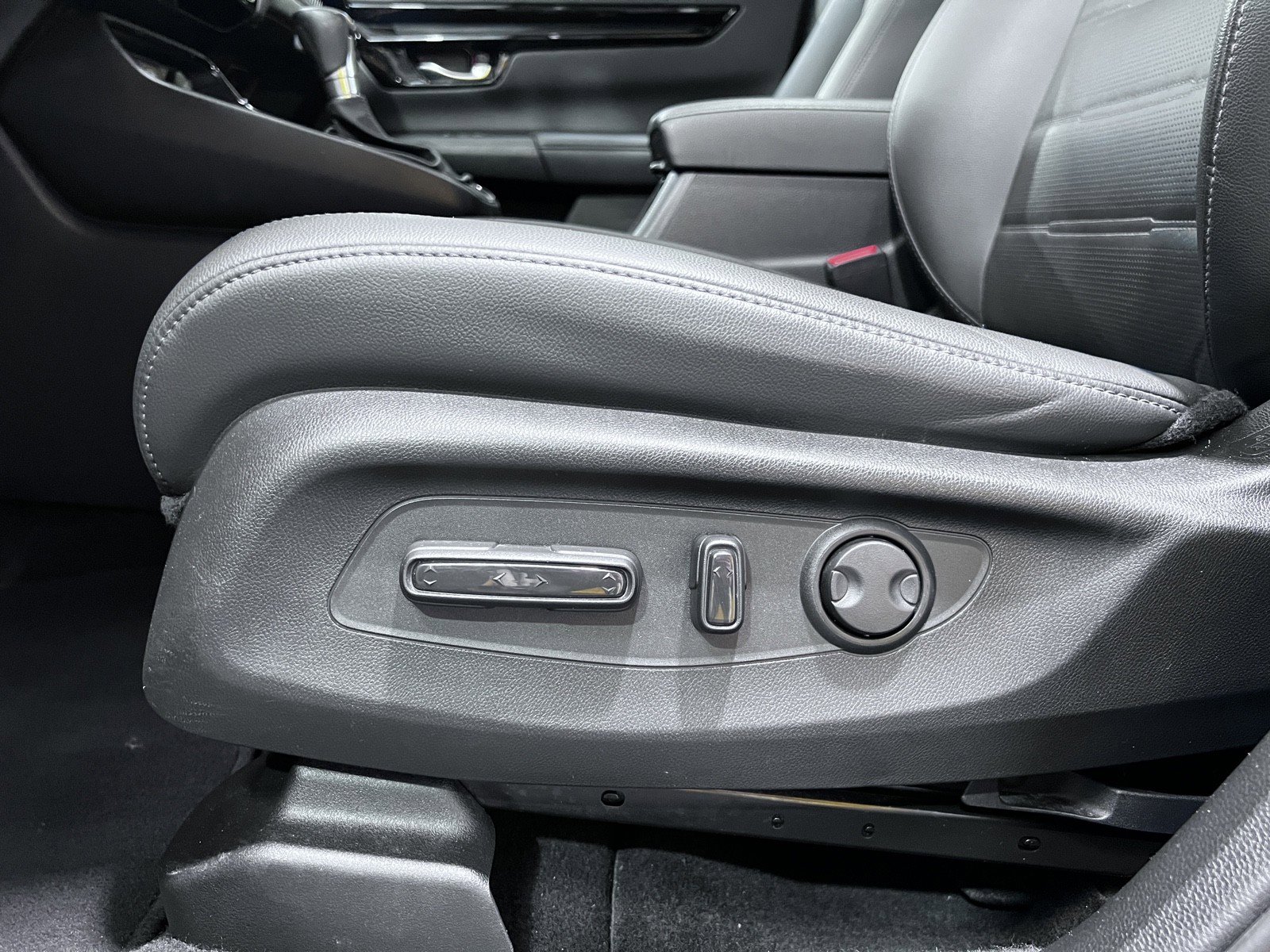 Used 2023 Honda CR-V EX-L image 23