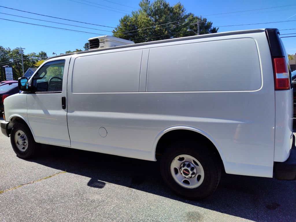 Used 2016 GMC Savana 2500 image 5