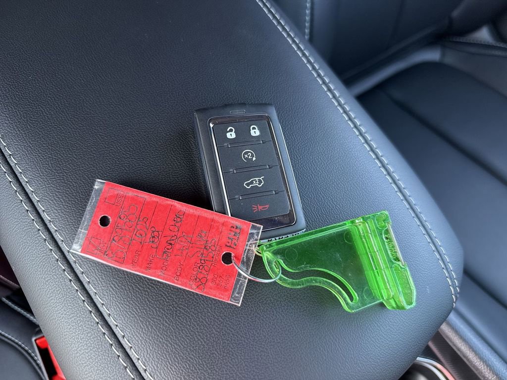 New 2025 Jeep Grand Cherokee L Limited w/ Trailer Tow Package image 35