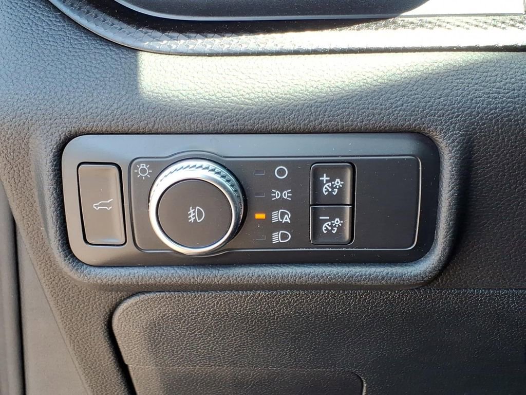 Used 2020 Ford Explorer ST w/ ST Street Pack image 19