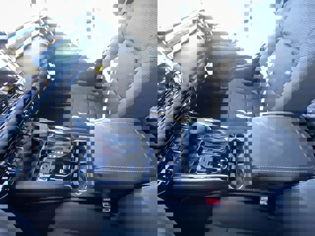 New 2025 GMC Canyon Elevation w/ Convenience Package image 18