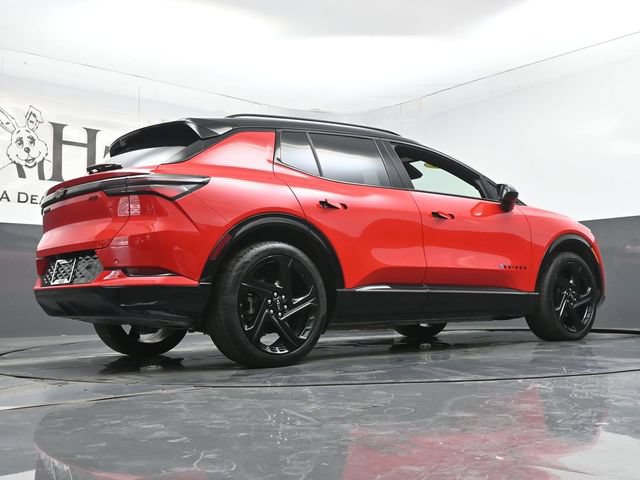 Used 2024 Chevrolet Equinox EV RS FWD image 32