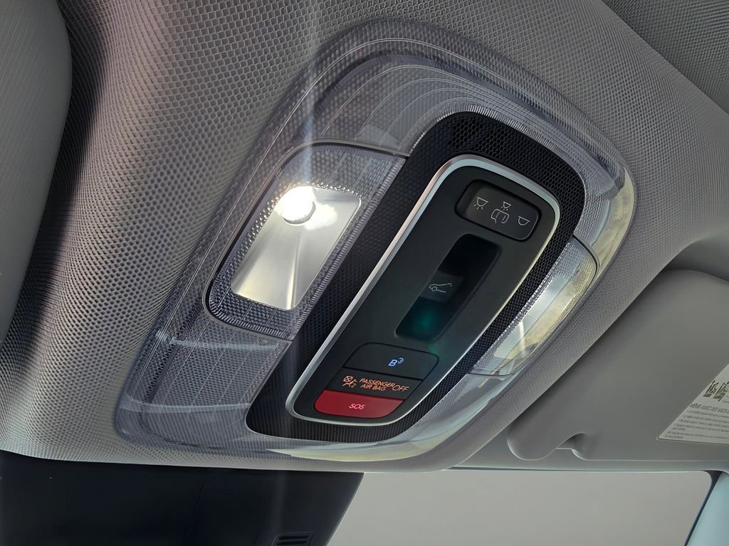 Used 2024 Hyundai Kona Limited image 22