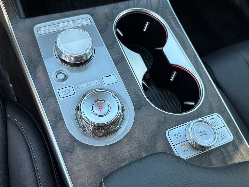 Used 2025 Genesis GV80 2.5T Select image 32