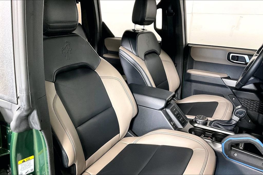 Used 2023 Ford Bronco Wildtrak image 7