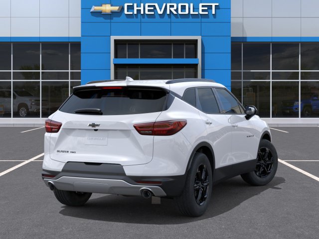 New 2026 Chevrolet Blazer LT w/ Convenience Package AWD/4WD image 4