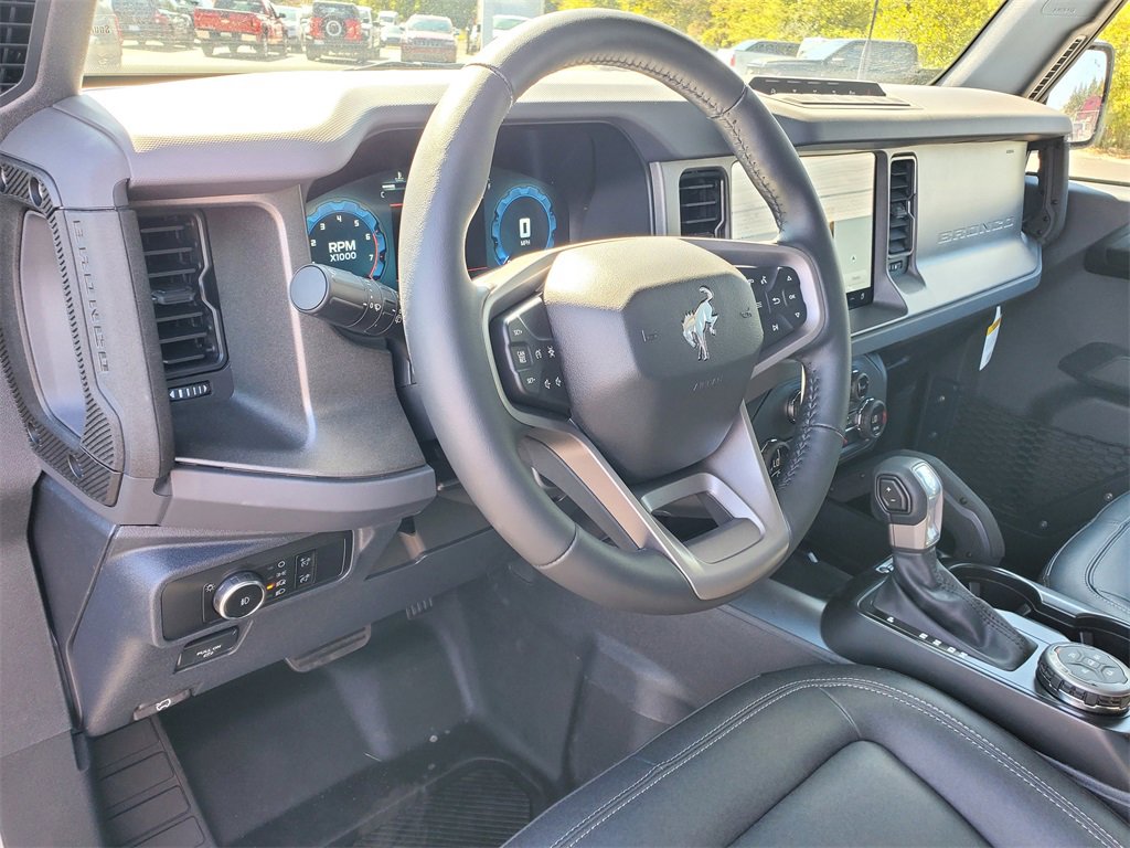 New 2025 Ford Bronco Badlands image 7