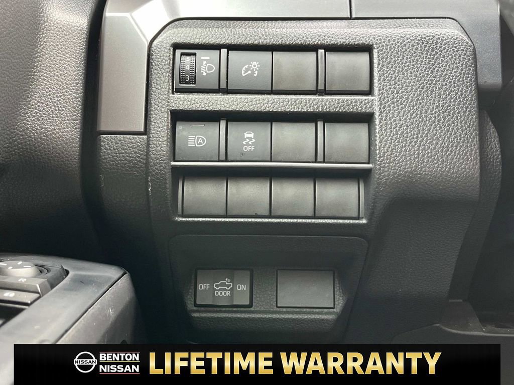 Used 2025 Toyota Tacoma TRD Off-Road image 41