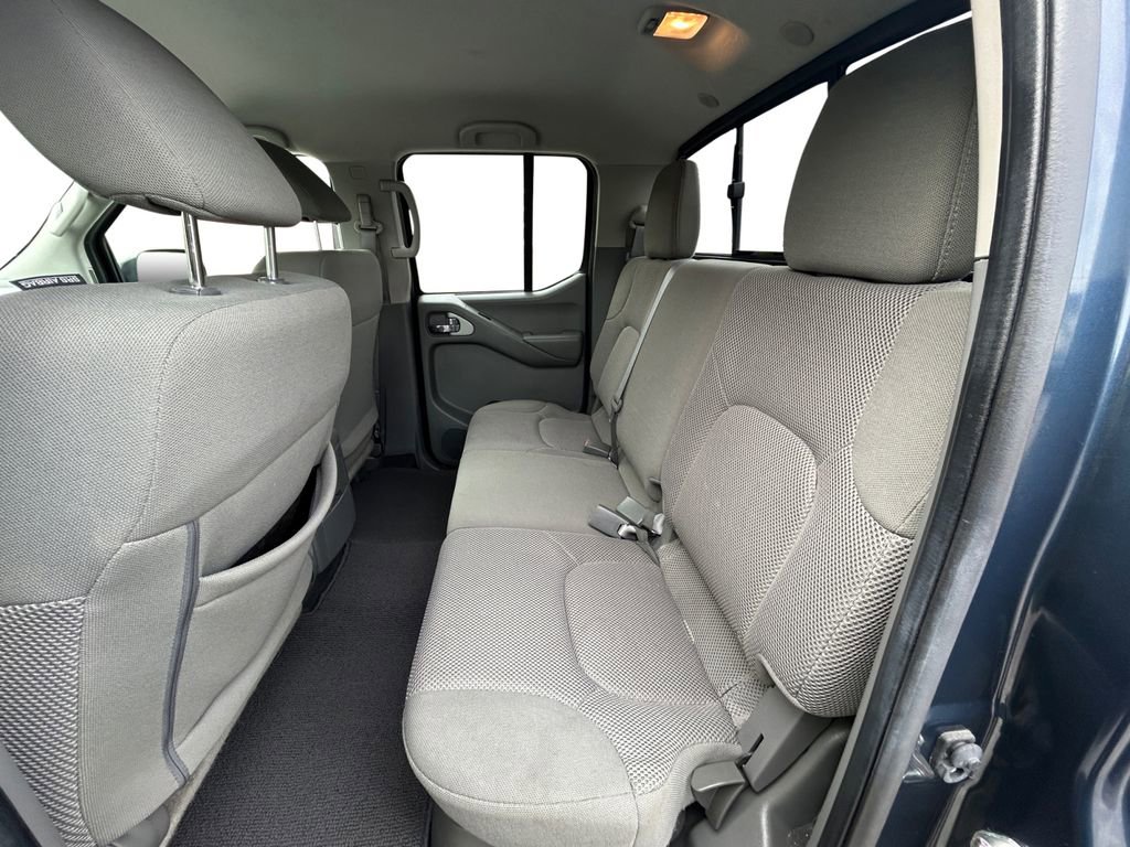 Used 2021 Nissan Frontier SV AWD/4WD image 14