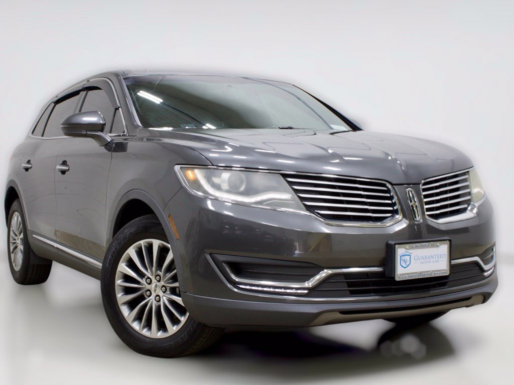 Used 2018 Lincoln MKX Select w/ Select Plus Package AWD/4WD image 4