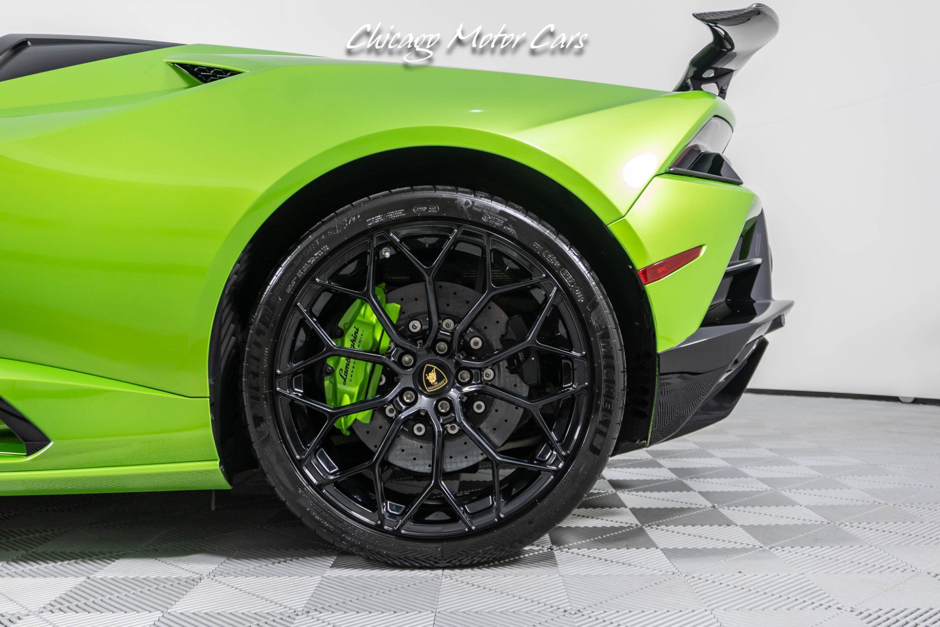 Used 2020 Lamborghini Huracan EVO AWD/4WD image 4