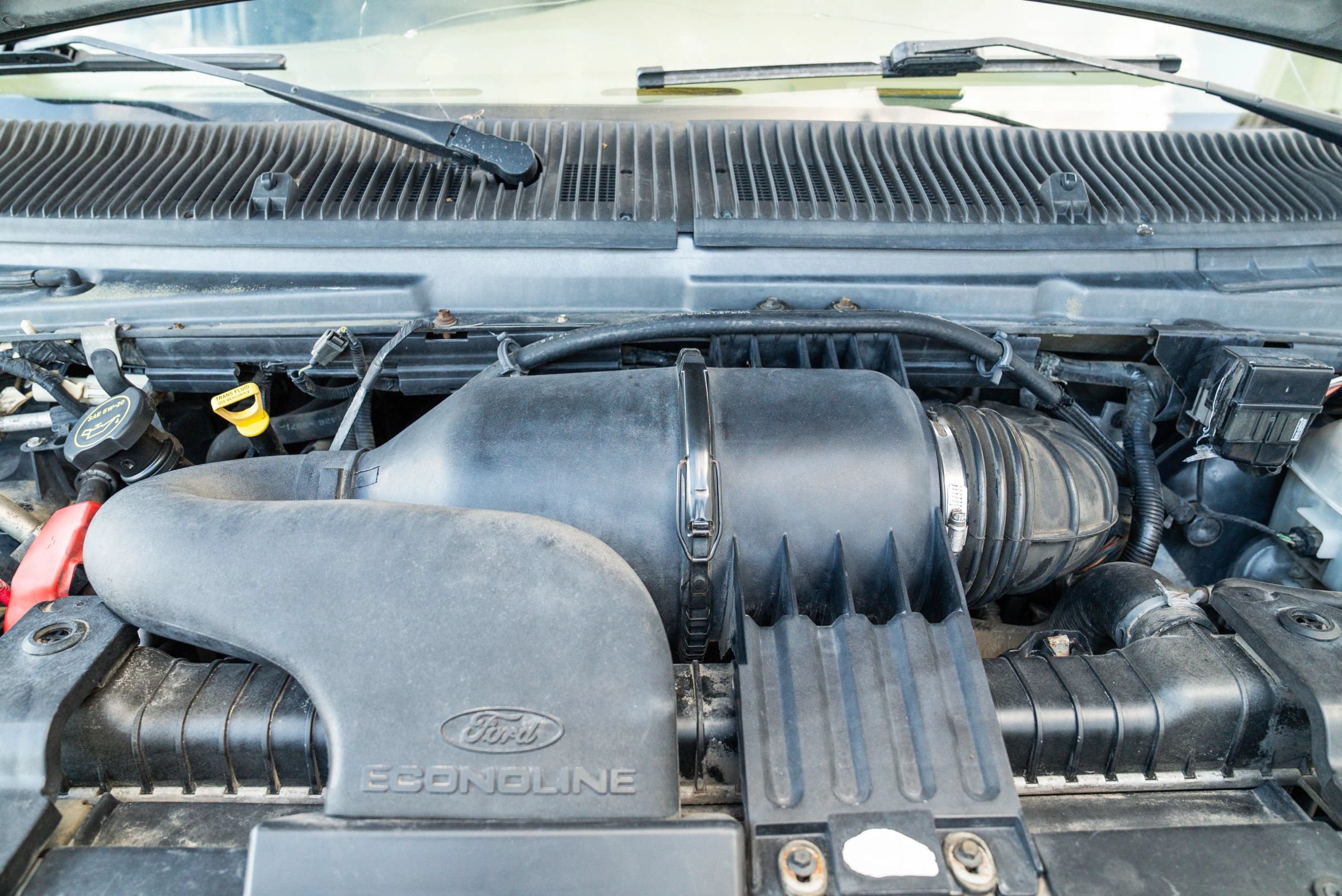 Used 2006 Ford E-350 and Econoline 350 XL RWD image 8