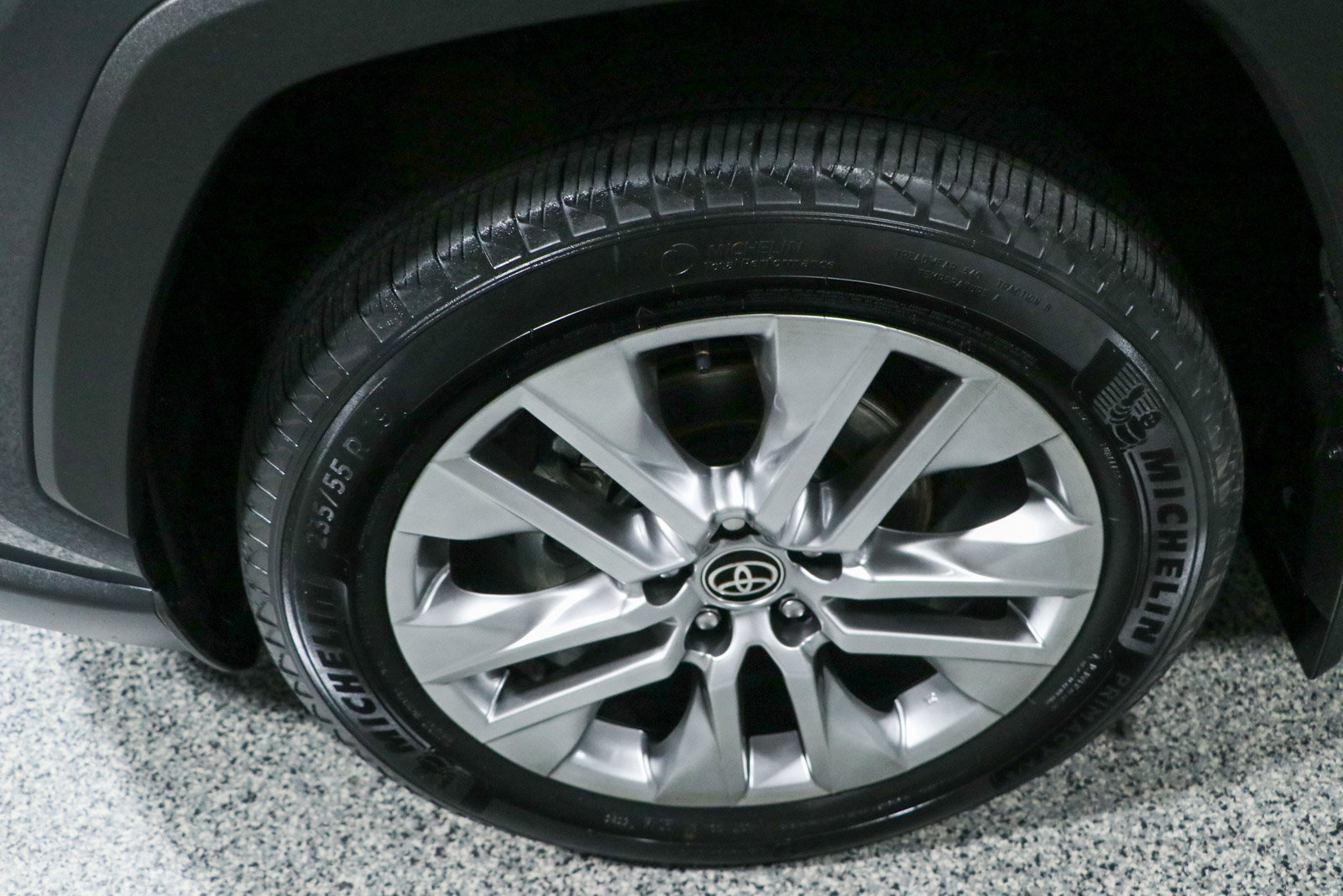 Used 2024 Toyota RAV4 XLE Premium FWD image 11