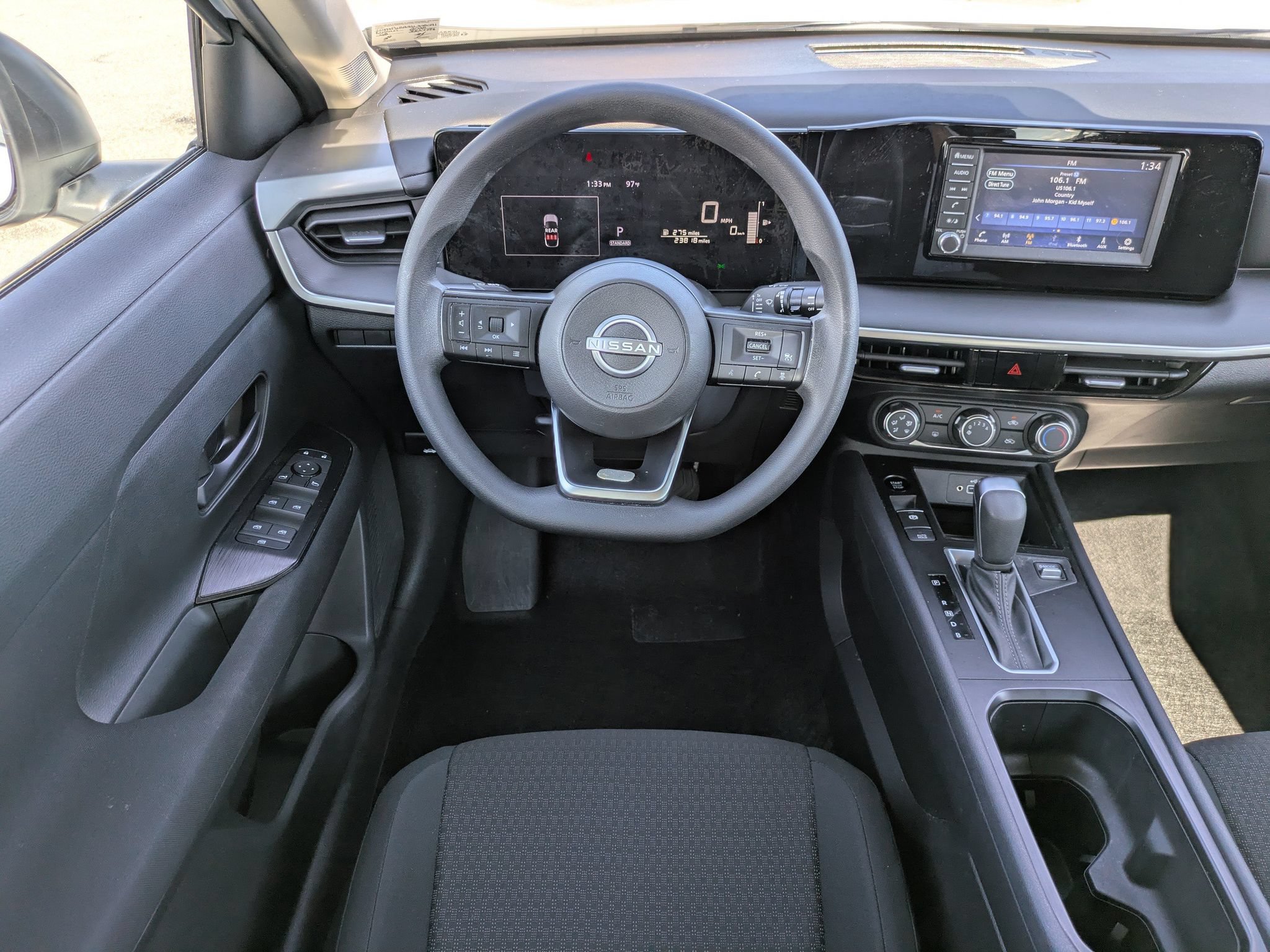 Certified 2025 Nissan Kicks S FWD image 17