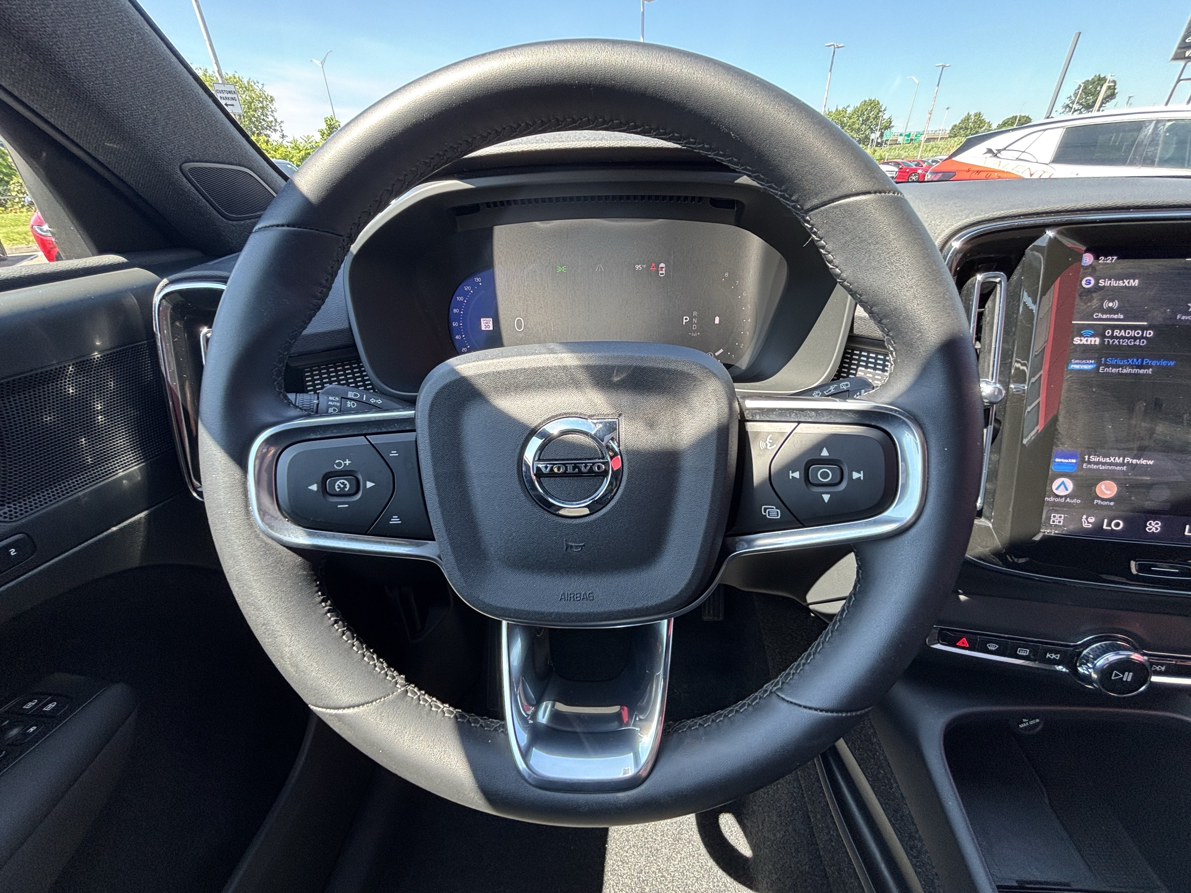 Used 2025 Volvo XC40 B5 Plus AWD/4WD image 20