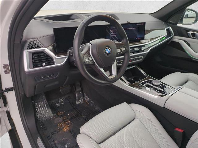 Used 2024 BMW X5 xDrive40i w/ Premium Package image 10
