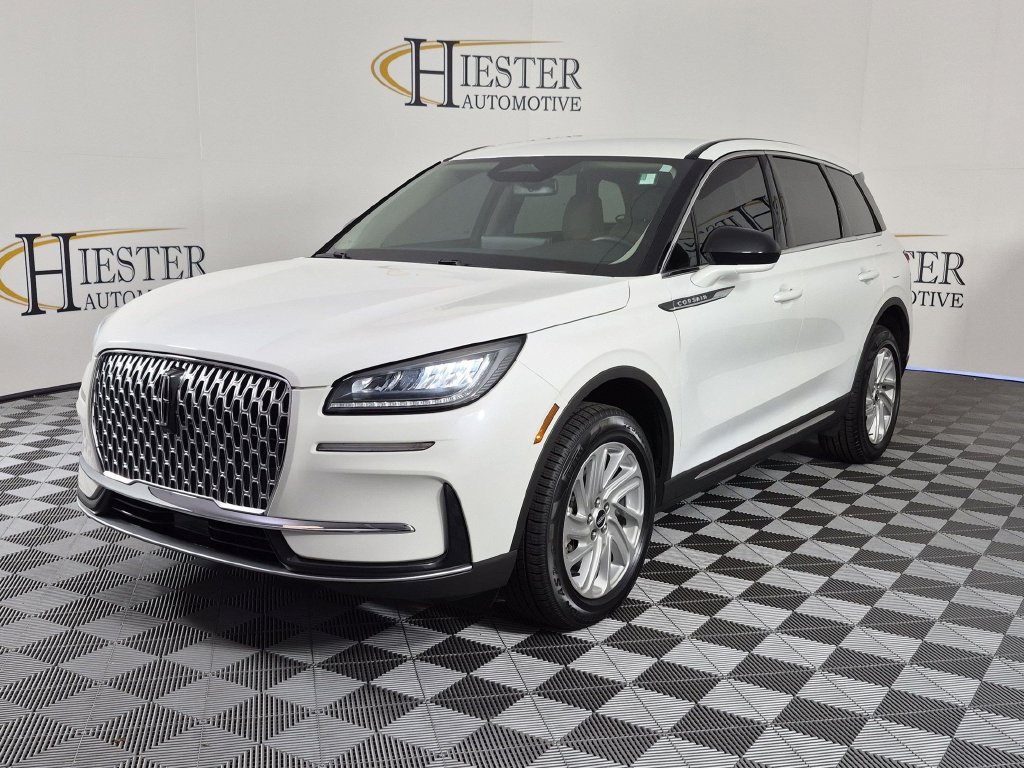 Used 2025 Lincoln Corsair FWD image 9