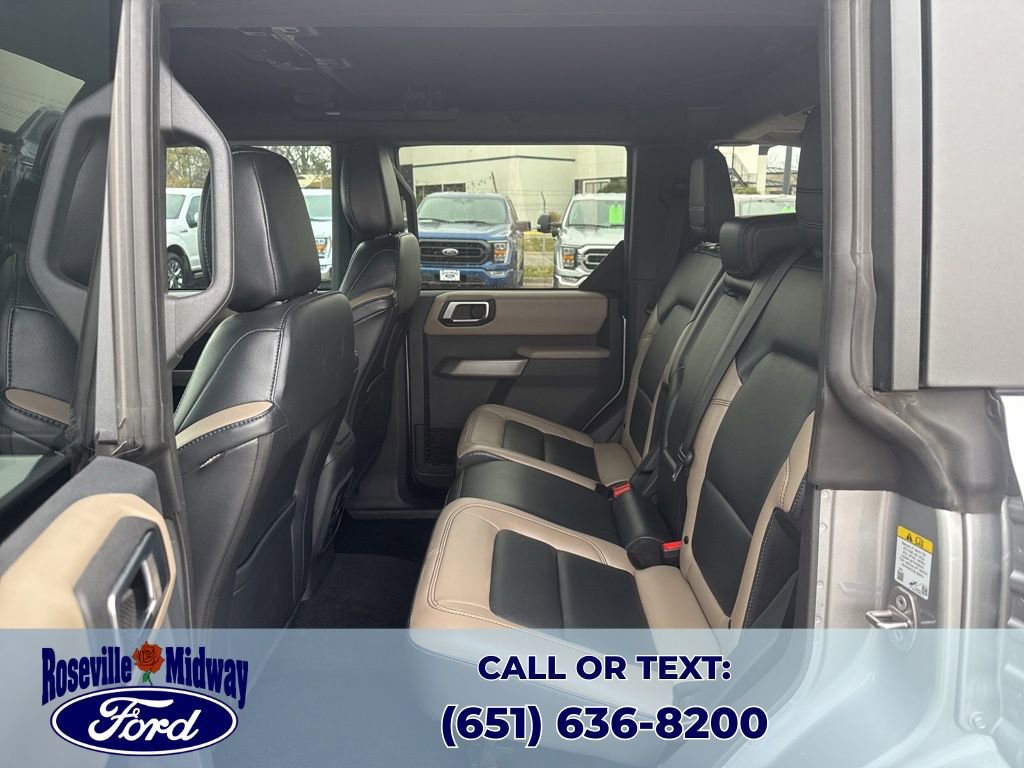 Used 2023 Ford Bronco Wildtrak image 37