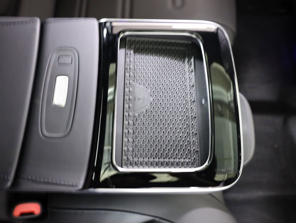 Used 2025 Mercedes-Benz EQS AMG 4MATIC image 56