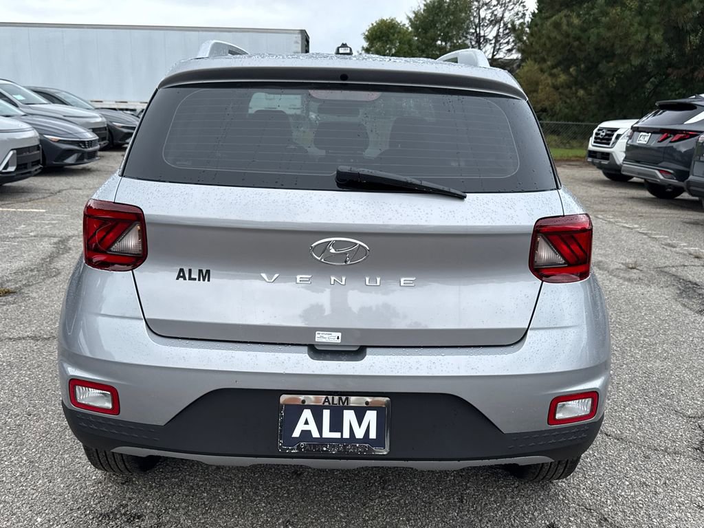 New 2026 Hyundai Venue SEL image 4