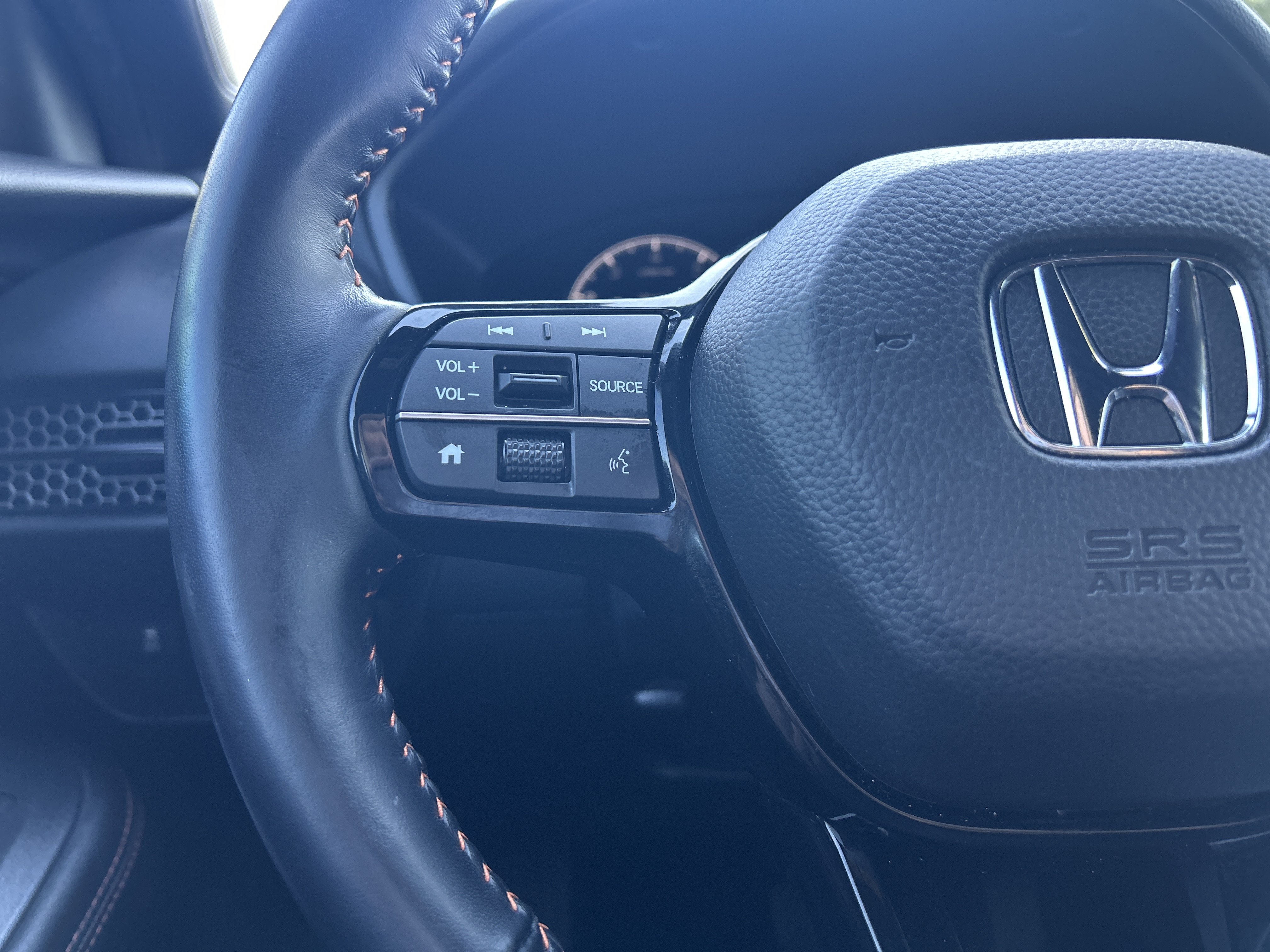Certified 2025 Honda HR-V Sport image 18