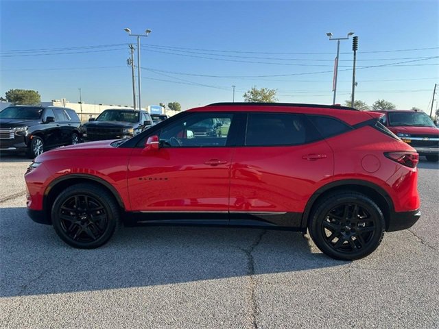 Certified 2023 Chevrolet Blazer RS w/ Driver Confidence II Package image 2