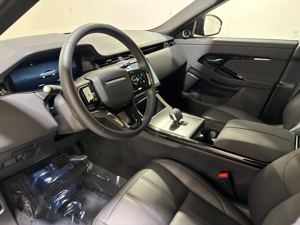 Used 2026 Land Rover Range Rover Evoque S AWD/4WD image 10