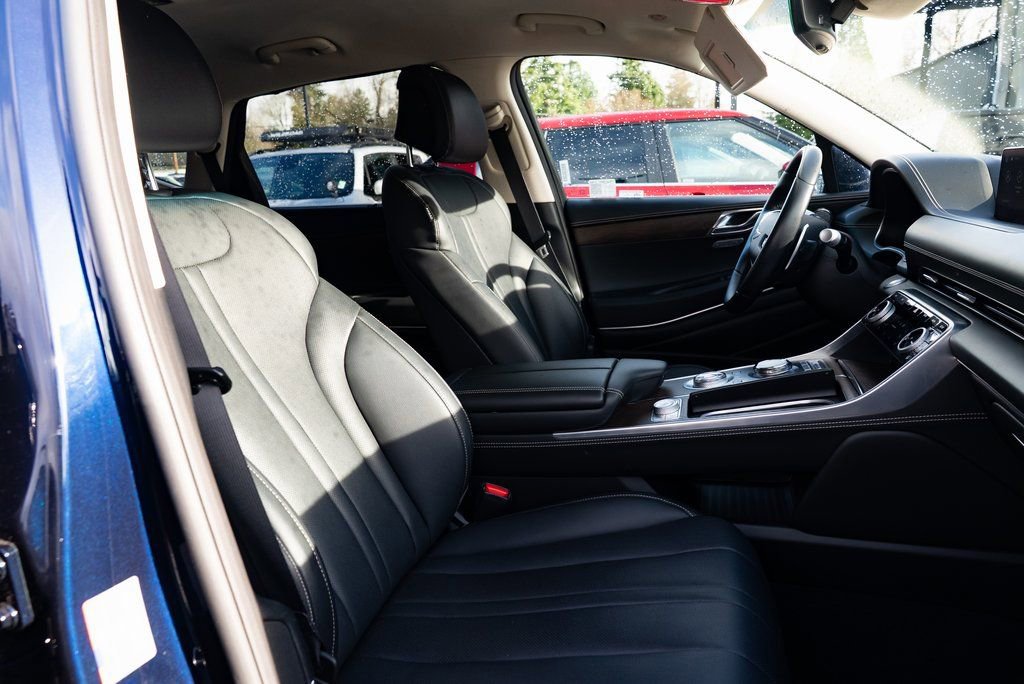 Used 2024 Genesis GV80 2.5T image 23