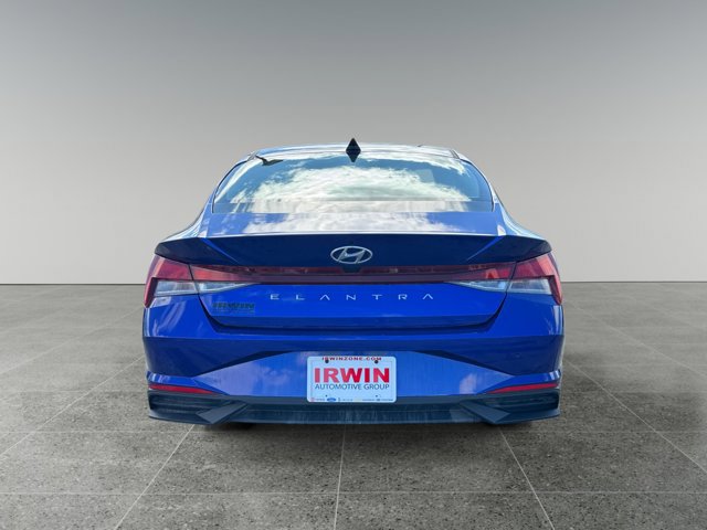 Certified 2023 Hyundai Elantra SEL w/ Cargo Package image 4