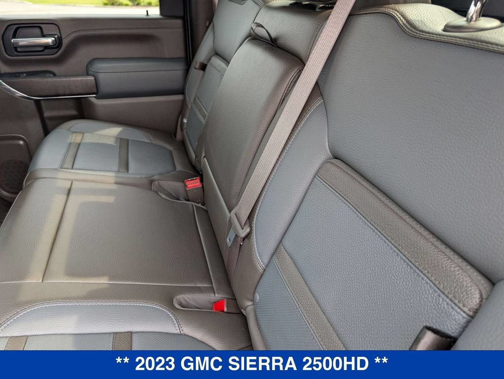 Used 2023 GMC Sierra 2500 Denali w/ Denali Black Diamond Edition AWD/4WD image 18