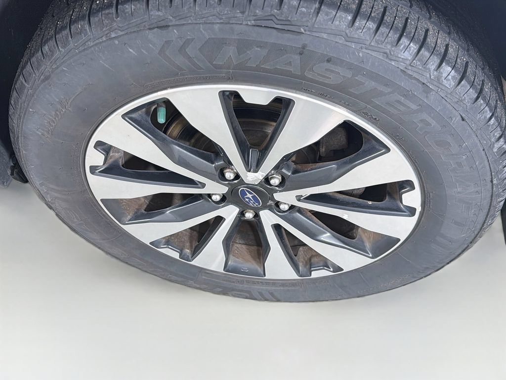 Used 2016 Subaru Outback 2.5i Limited AWD/4WD image 33