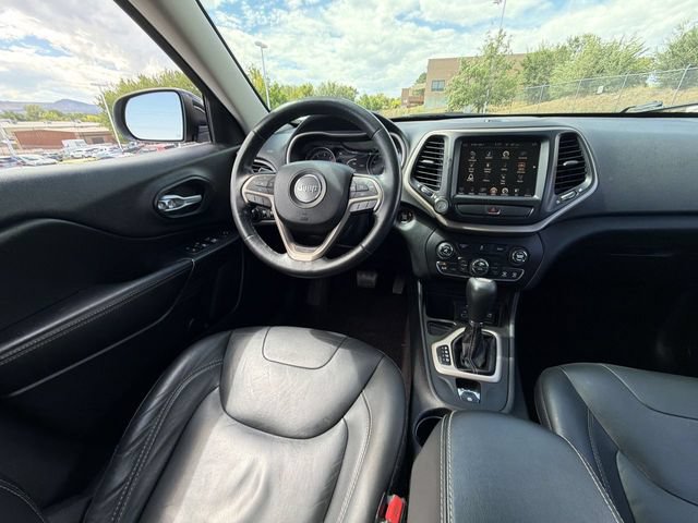 Used 2016 Jeep Cherokee Limited FWD image 18