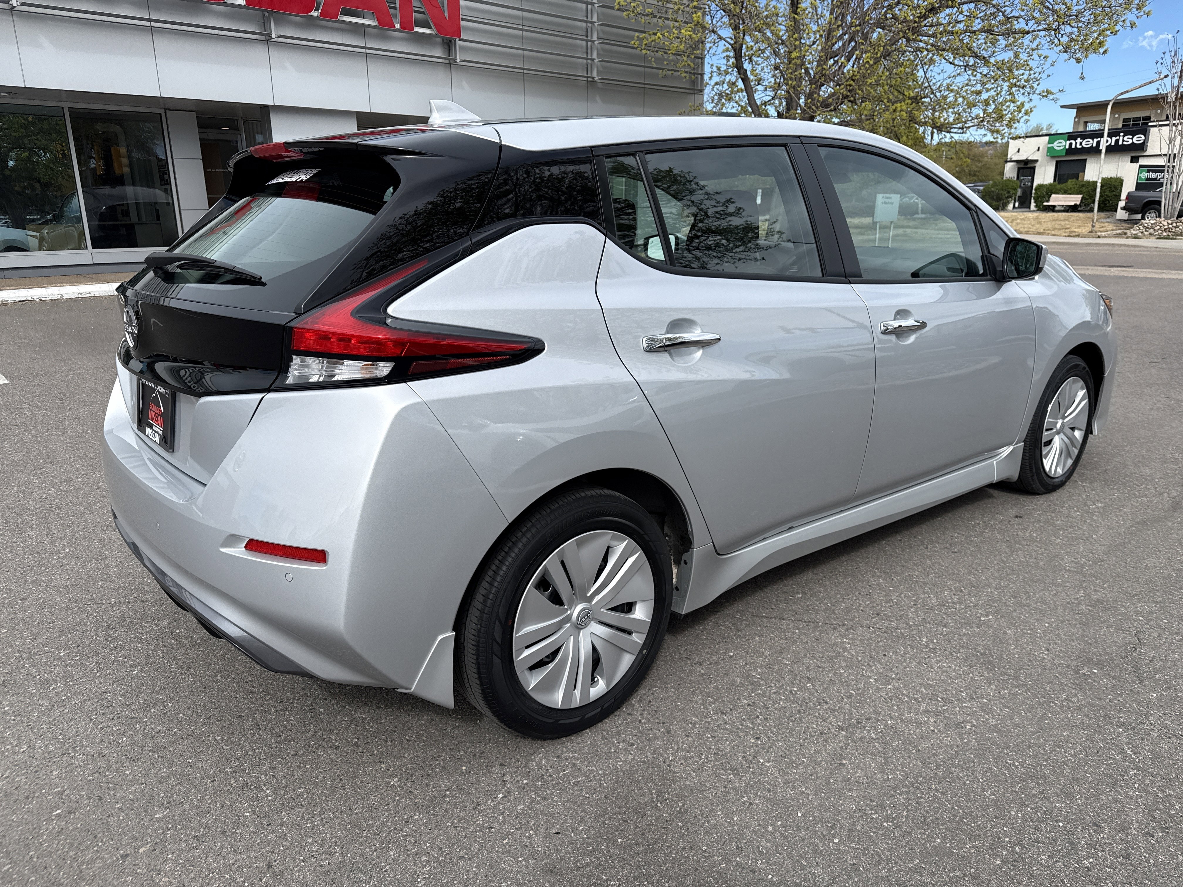 Certified 2024 Nissan Leaf S image 7