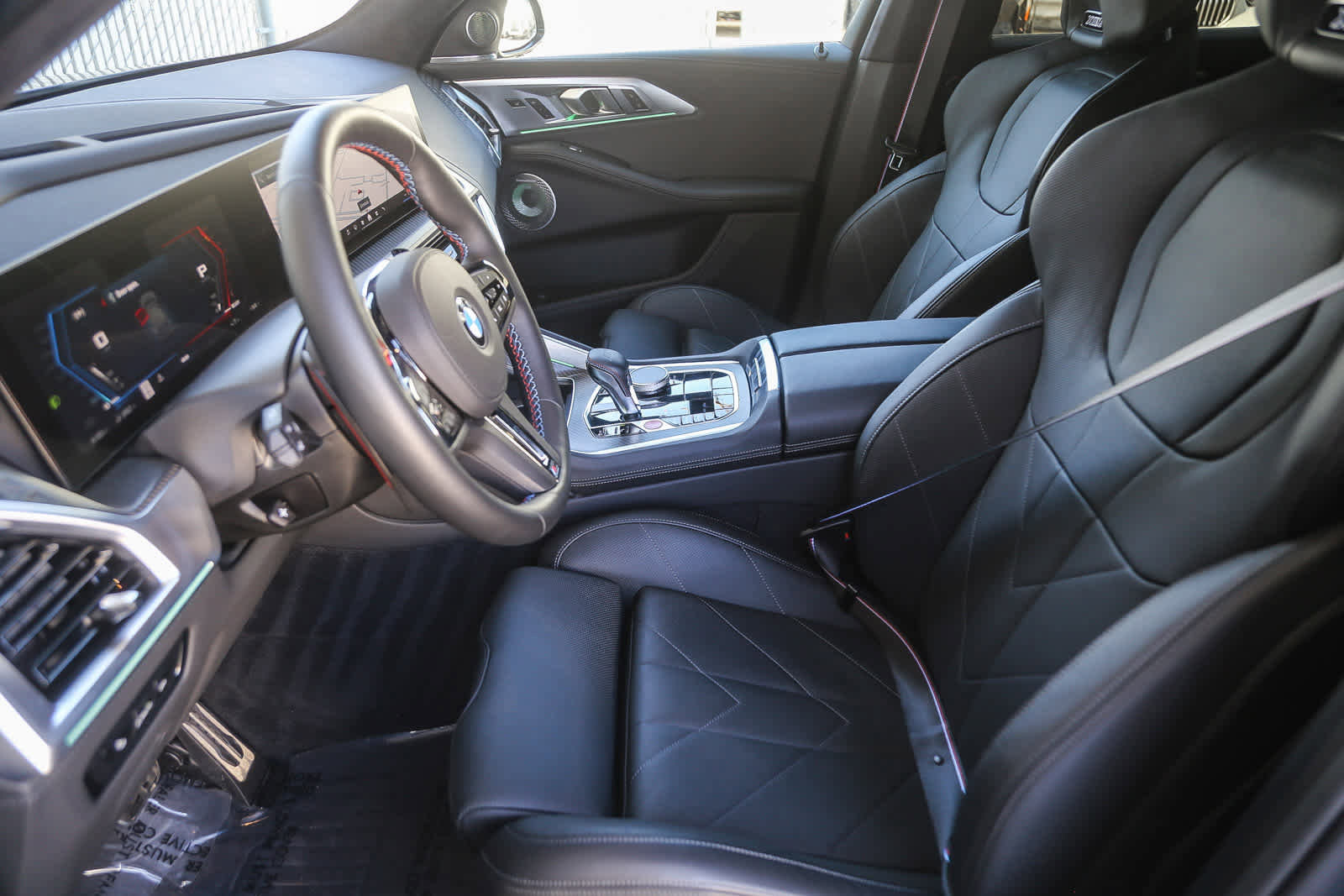 Certified 2024 BMW XM w/ M Driver's Package image 14