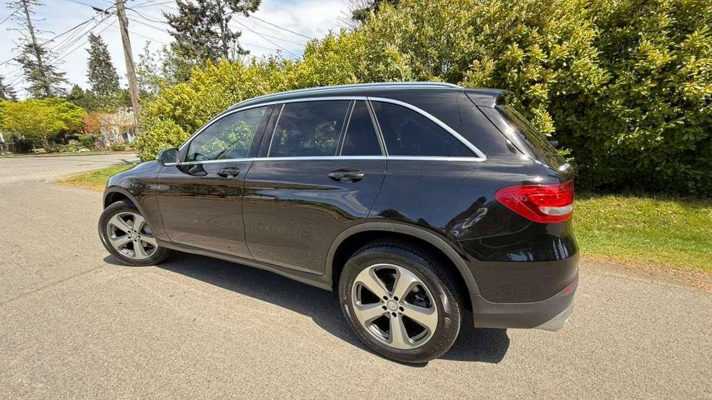 Used 2017 Mercedes-Benz GLC 300 image 5