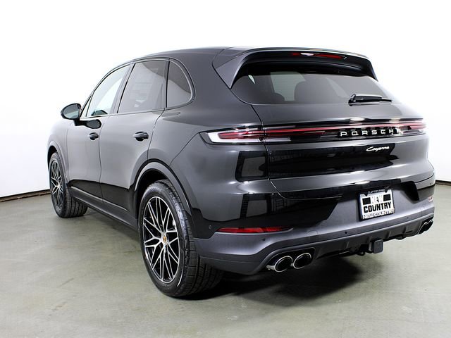 New 2026 Porsche Cayenne AWD/4WD image 3