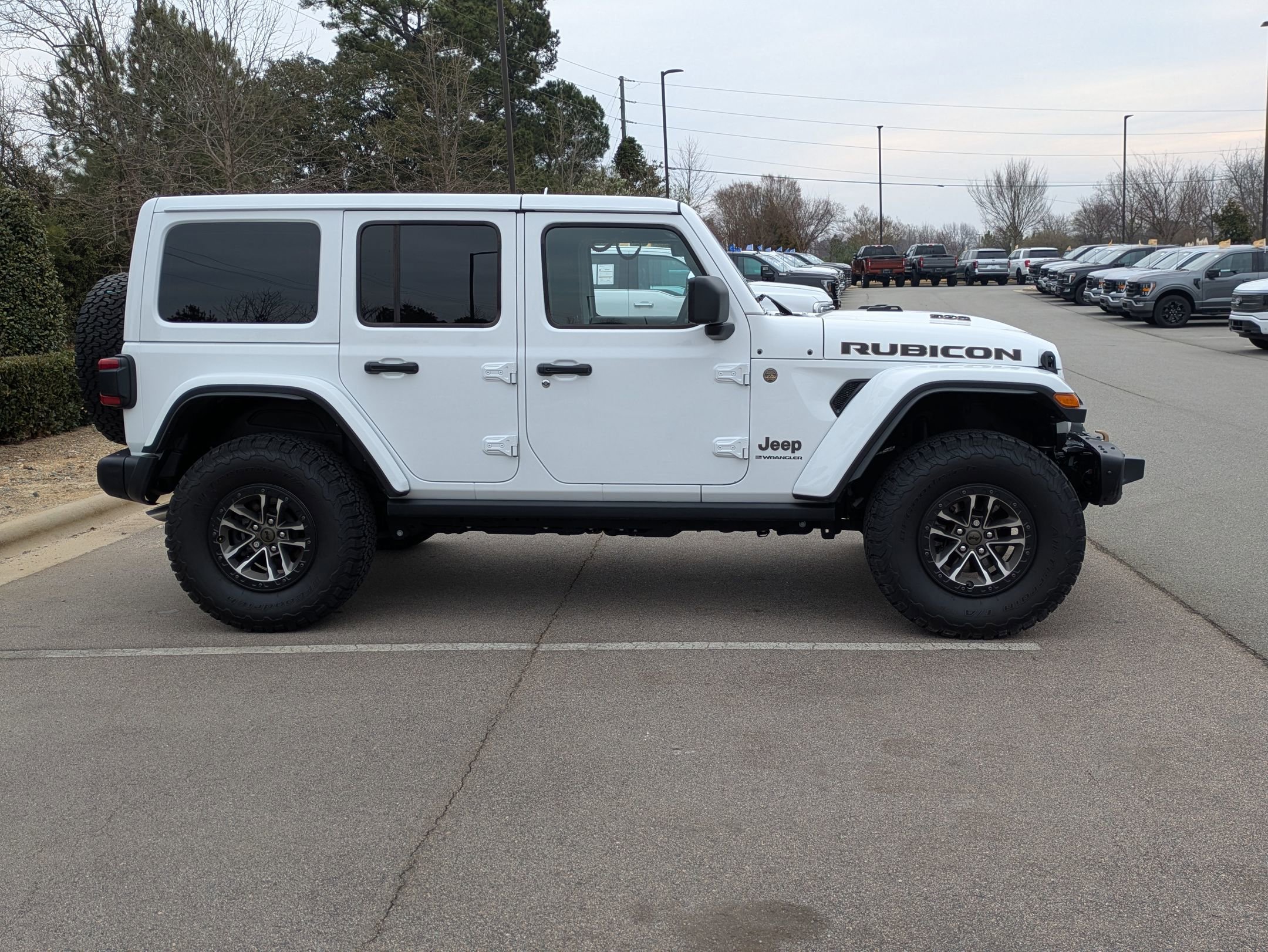 Used 2024 Jeep Wrangler Unlimited Rubicon 392 image 3