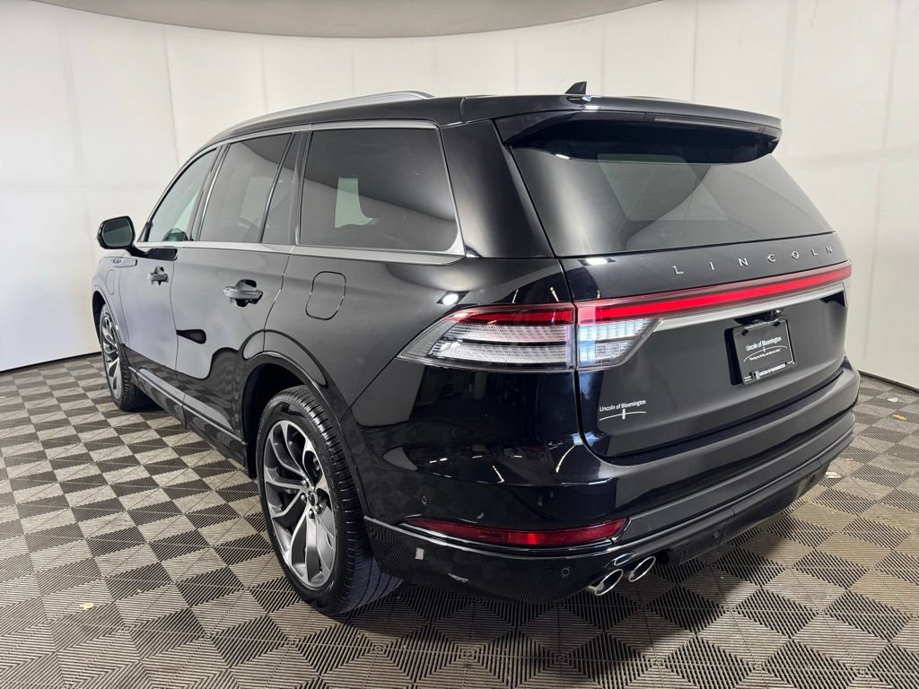 Certified 2023 Lincoln Aviator Grand Touring w/ Equipment Group 301A AWD/4WD image 3
